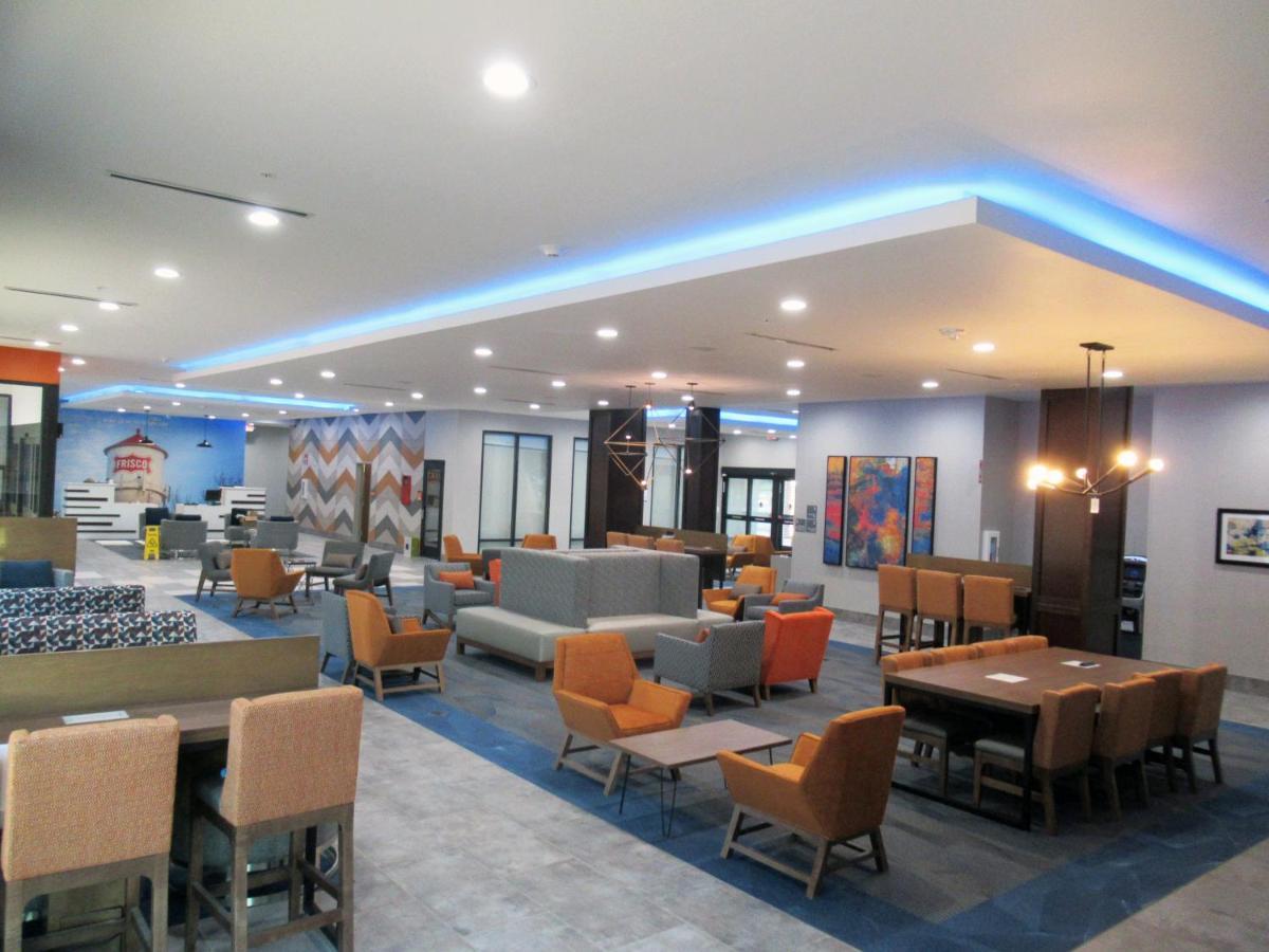 La Quinta Inn & Suites By Wyndham Dallas - Frisco Stadium Buitenkant foto