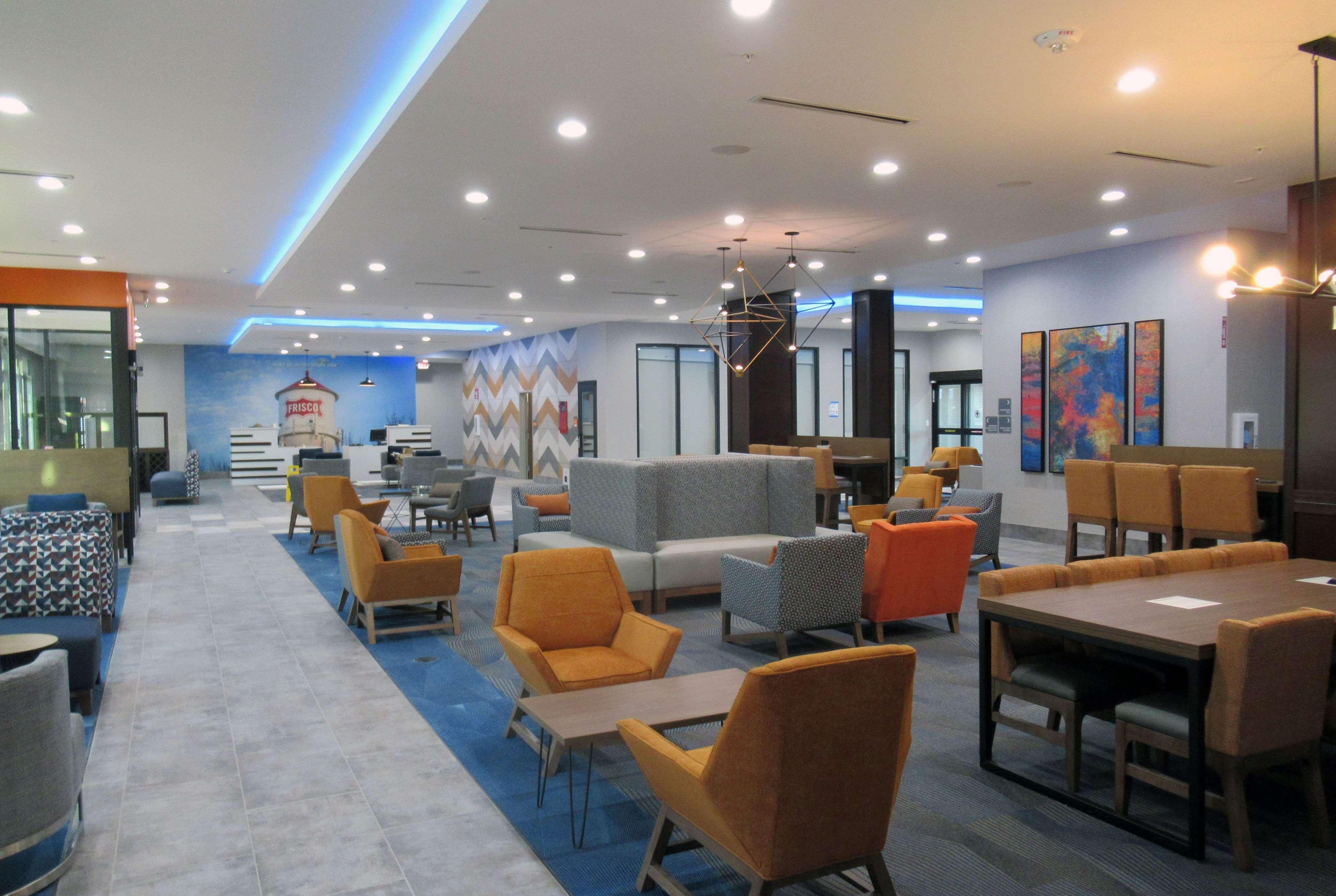 La Quinta Inn & Suites By Wyndham Dallas - Frisco Stadium Buitenkant foto