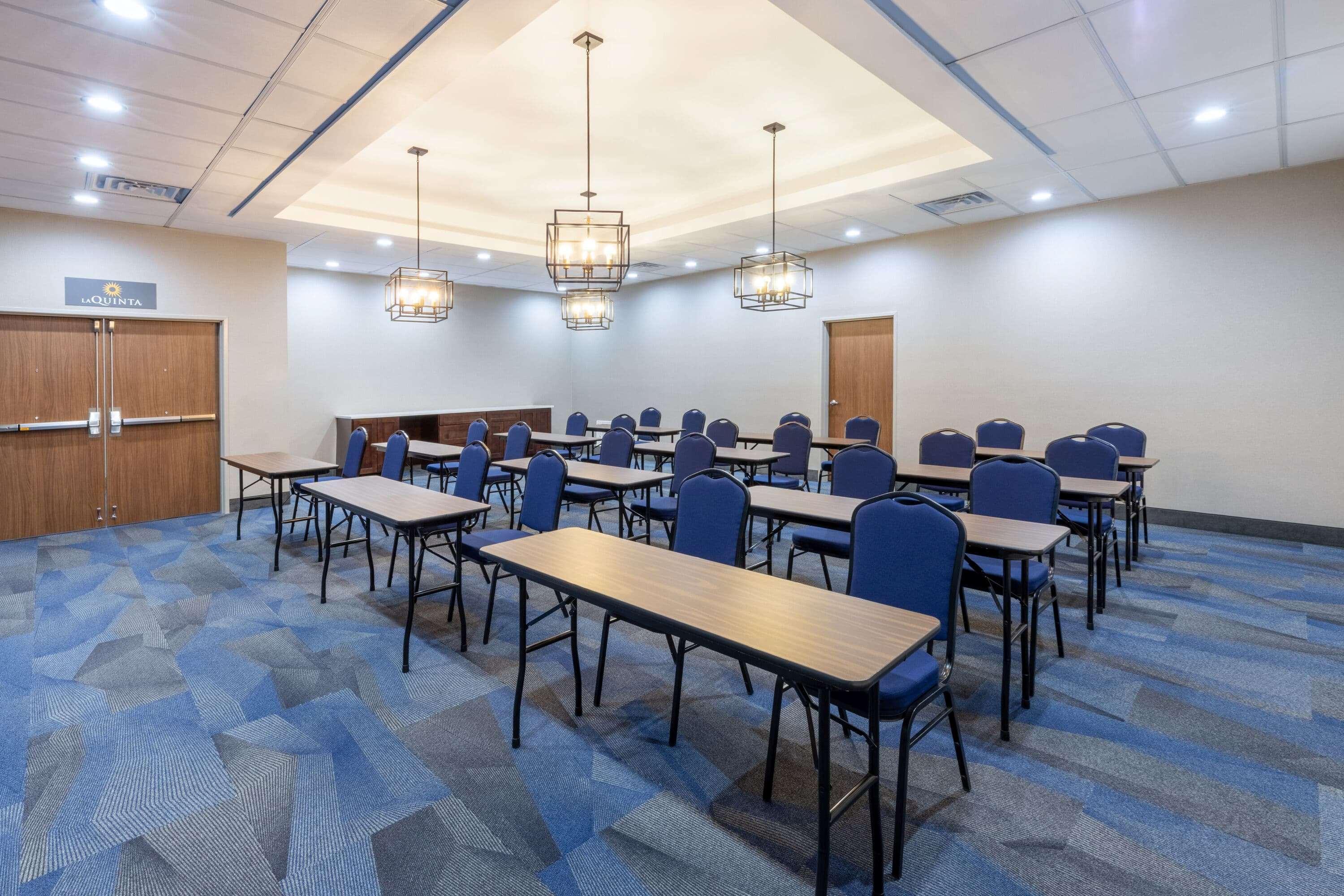 La Quinta Inn & Suites By Wyndham Dallas - Frisco Stadium Buitenkant foto