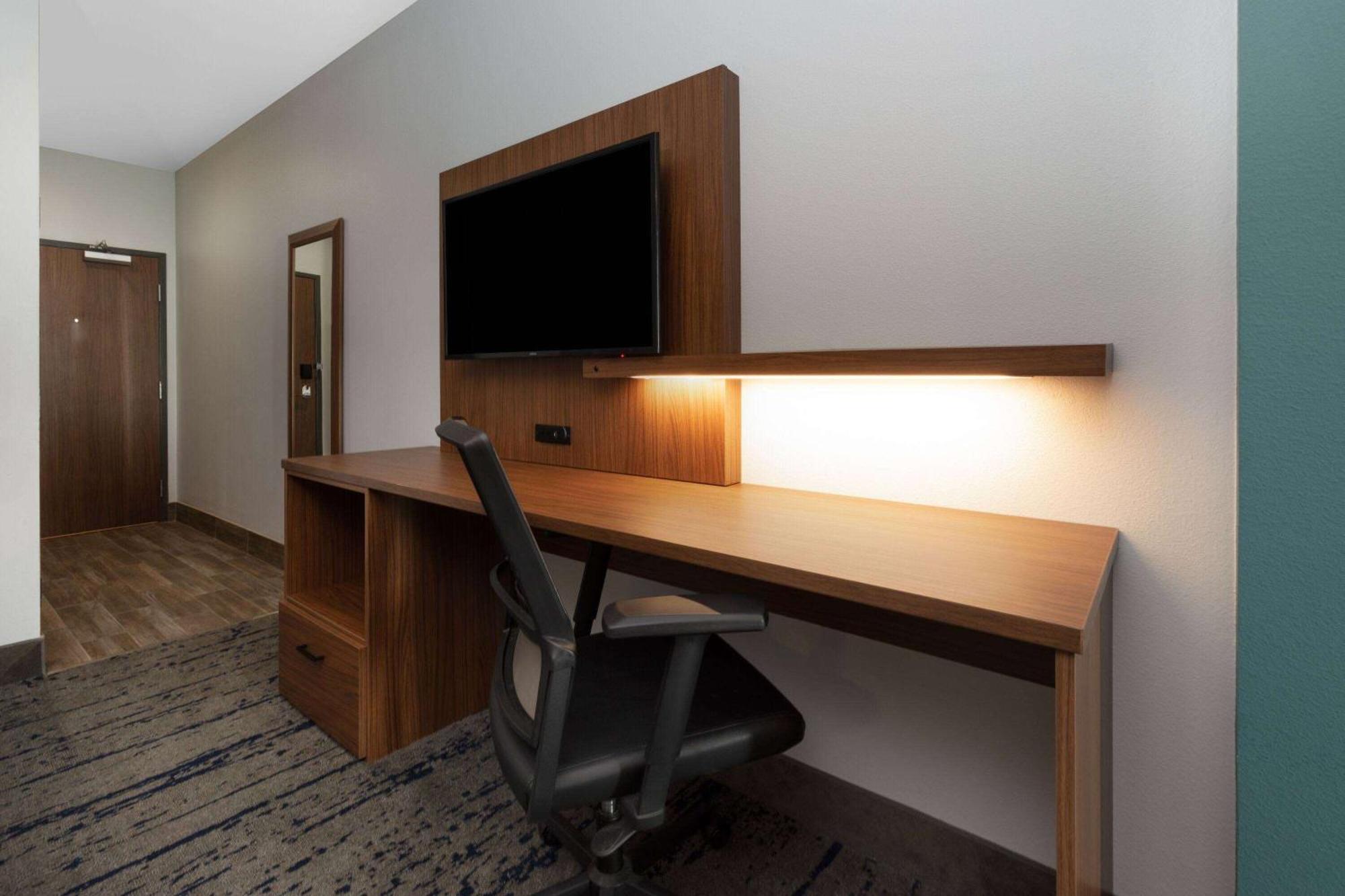 La Quinta Inn & Suites By Wyndham Dallas - Frisco Stadium Buitenkant foto